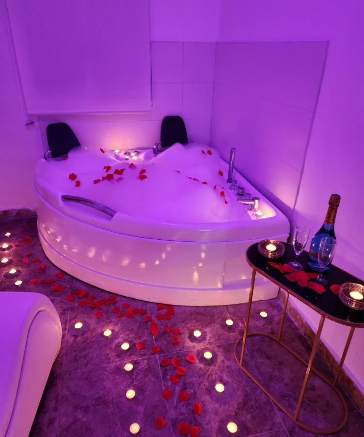 Apartamento Love Jacuzzi Lejlighed Cartagena Eksteriør billede